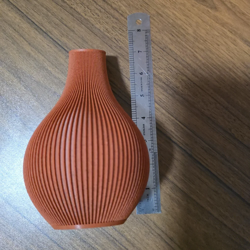 Terracotta Ribbed Vase - Picture 4 of 4